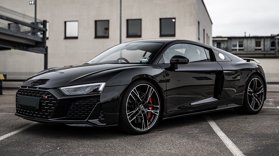 Audi R8 V10+