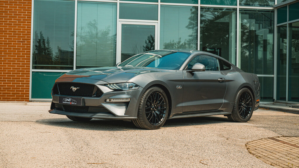 Ford Mustang 5.0