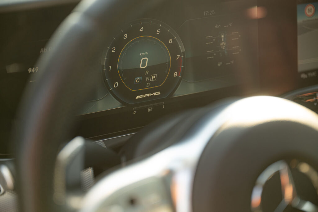 Mercedes Benz E63s AMG - Cockpit