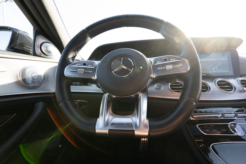 Mercedes Benz E63s AMG - Lenkrad